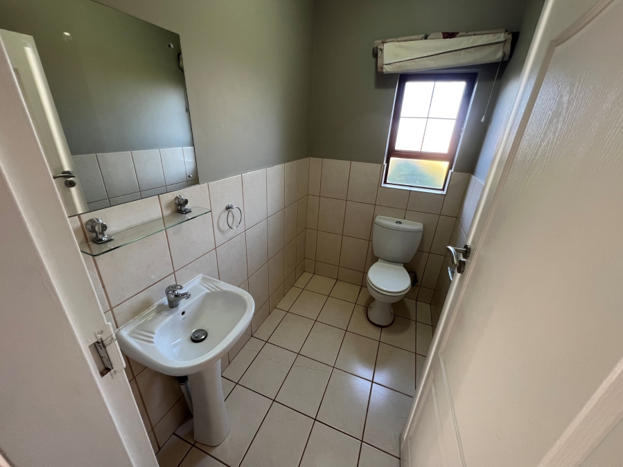 To Let 3 Bedroom Property for Rent in Wilkoppies North West